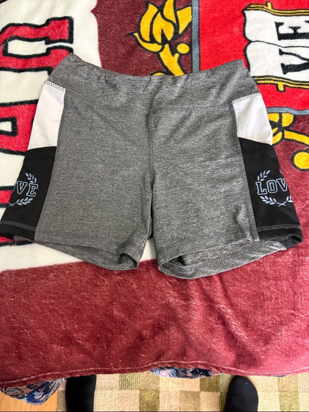 Love Performance Women's Gray Active Shorts size M juniors